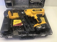 Dewalt dc618 tacker incl. accu’s en lader