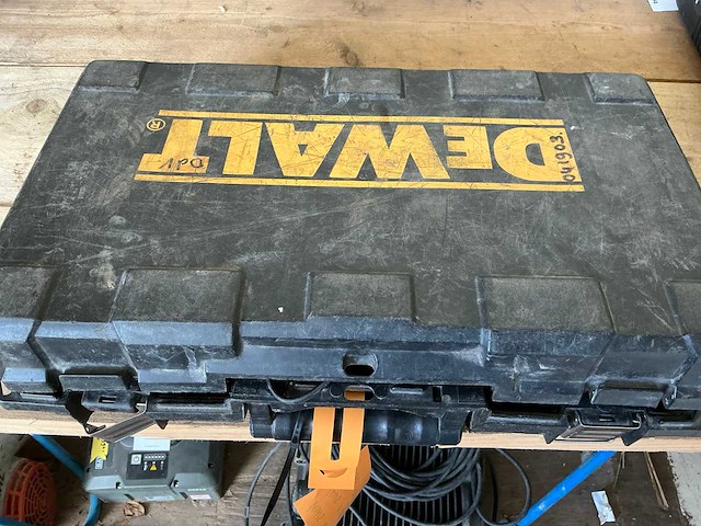 Dewalt dc732/dc832 boormachine - afbeelding 2 van  6