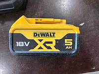 Dewalt dcb132 lader en accu’s (3x) - afbeelding 5 van  5