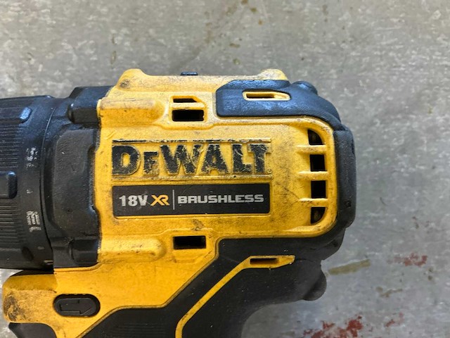 Dewalt dcd708 boormachine - afbeelding 4 van  10