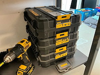 Dewalt dcd709 accu schroefmachine (2x) - afbeelding 6 van  6