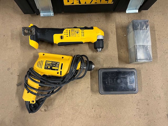 Dewalt dcd740 haakse boormachine, dewalt dw173c boor met koffer - afbeelding 1 van  6