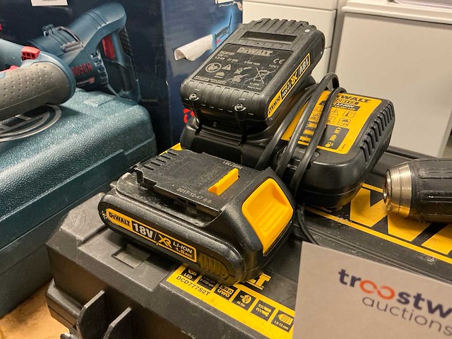 Dewalt dcd777 boormachine - afbeelding 2 van  4