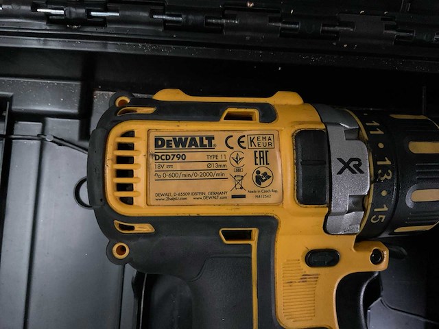 Dewalt dcd790 boormachine - afbeelding 3 van  5