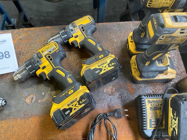 Dewalt dcd791 accu schroefmachine (2x) - afbeelding 6 van  8