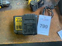 Dewalt dcd791 accu schroefmachine (2x) - afbeelding 7 van  8