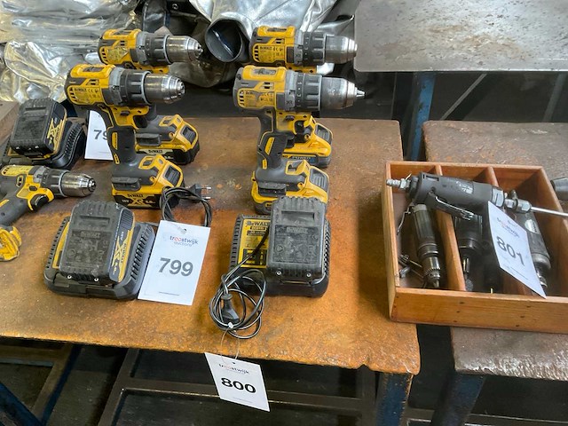Dewalt dcd791 accu schroefmachine (2x) - afbeelding 1 van  9
