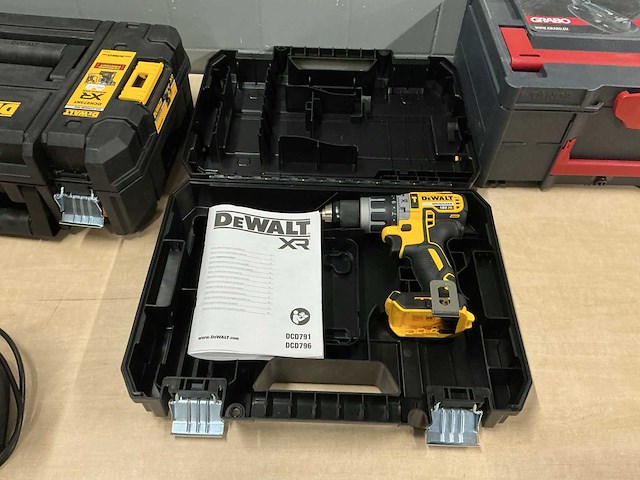 Dewalt dcd796 boormachine - afbeelding 5 van  5