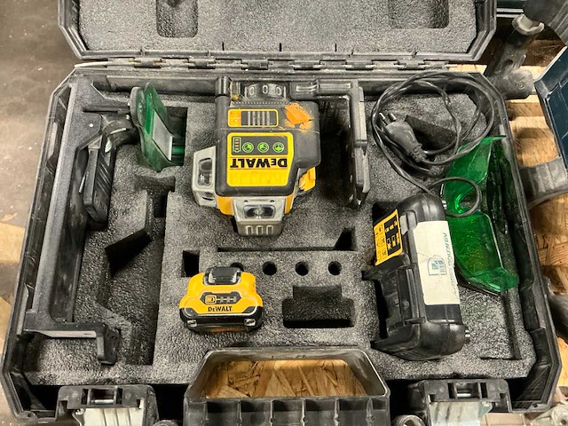 Dewalt dce089g accu kruislijnlaser - afbeelding 4 van  4