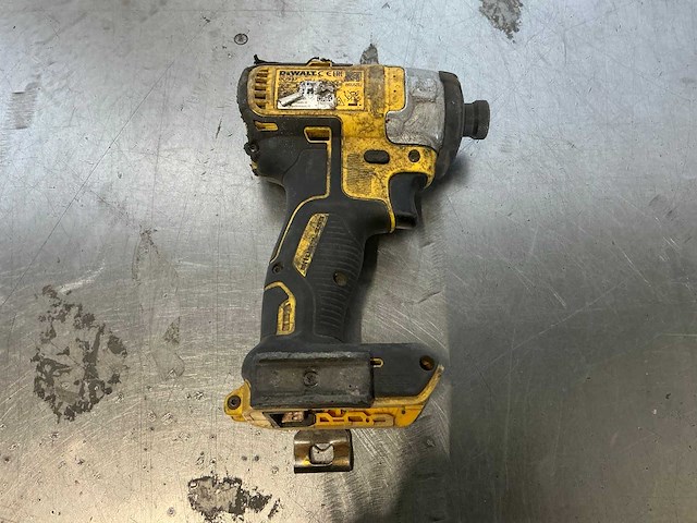 Dewalt dcf887 accu slagschroevendraaier - afbeelding 1 van  4