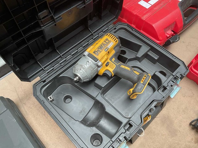 Dewalt dcf899 slagmoersleutel - afbeelding 1 van  6