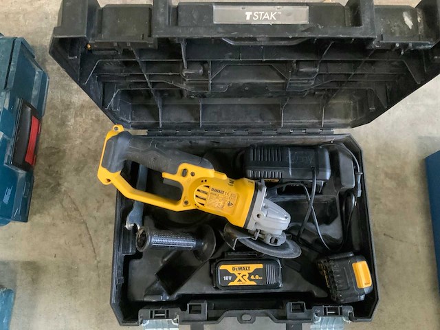 Dewalt dcg 412 accu haakseslijper - afbeelding 1 van  4