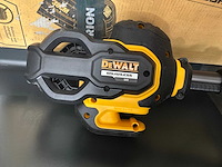 Dewalt dcm571 54v xr flexvolt accu bosmaaier - afbeelding 10 van  11