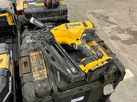 Dewalt dcn660 afwerktacker - afbeelding 1 van  3
