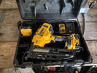 Dewalt dcn660 tacker (3x) - afbeelding 3 van  4