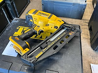 Dewalt dcn660 tacker - afbeelding 2 van  4