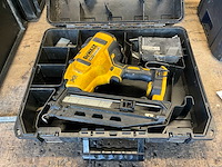 Dewalt dcn660 tacker - afbeelding 4 van  4
