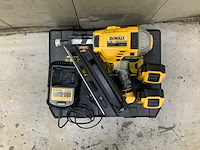 Dewalt dcn692 tacker - afbeelding 2 van  4