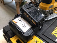 Dewalt dcs3334nt accu decoupeerzaag - afbeelding 3 van  4