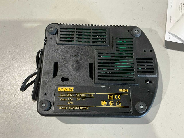 Dewalt de0245 acculader - afbeelding 2 van  2