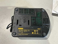 Dewalt de0245 acculader - afbeelding 2 van  2