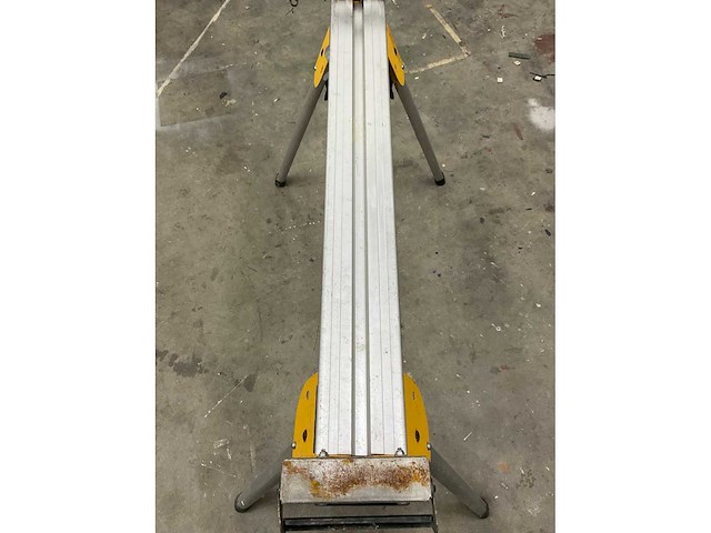 Dewalt de7033 onderstel voor afkort en verstekzaag - afbeelding 6 van  7