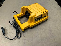 Dewalt de900 acculader (2x) - afbeelding 1 van  3