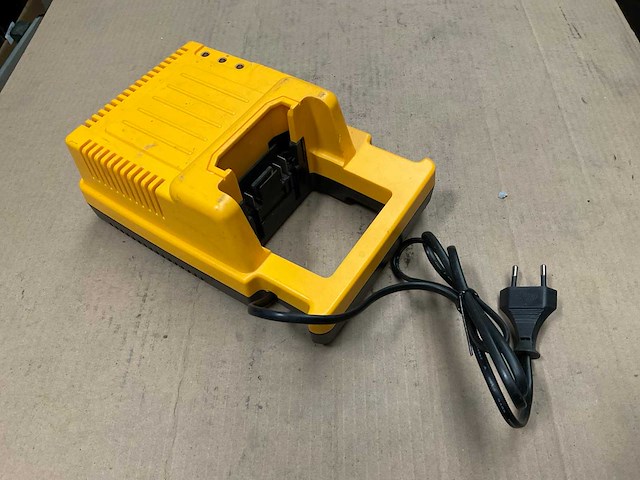 Dewalt de900 acculader (2x) - afbeelding 2 van  3