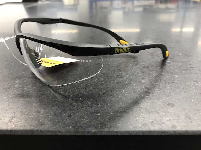 Dewalt dpg58-1d veiligheidsbril (72x) - afbeelding 1 van  4