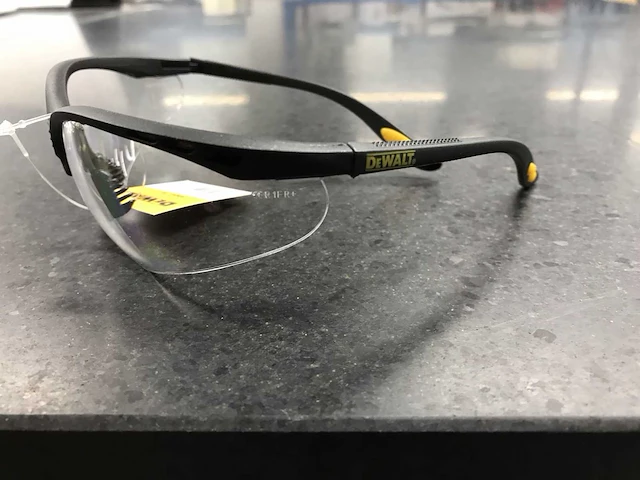 Dewalt dpg58-1d veiligheidsbril (72x) - afbeelding 1 van  4