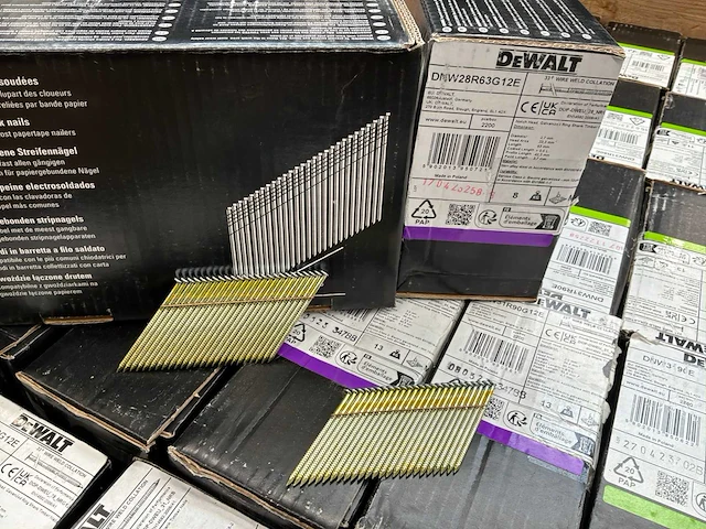 Dewalt draadgebonden constructienagels (38x) - afbeelding 2 van  6