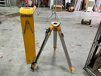 Dewalt driepoot - afbeelding 2 van  2