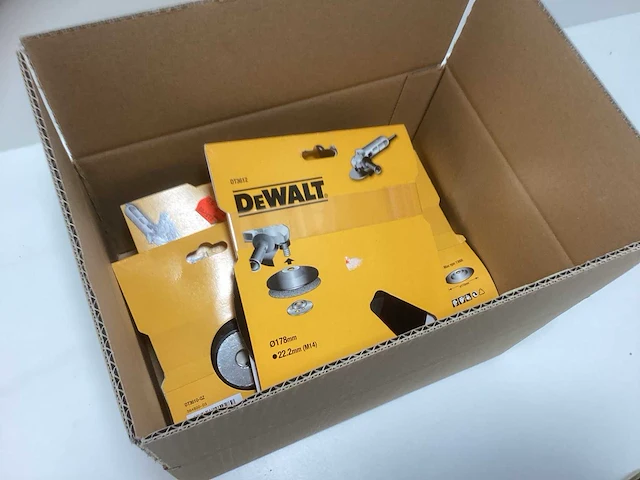 Dewalt dt3612 steunschijven - doos met diverse maten - afbeelding 2 van  4