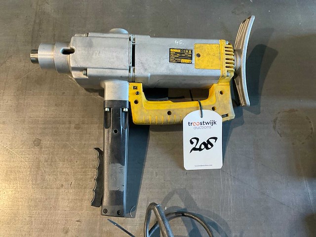 Dewalt dw 152 kernboormachine - afbeelding 1 van  2