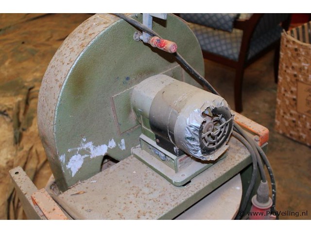 Dewalt dw 30 stofafzuiger op wielen - afbeelding 2 van  6