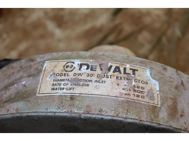 Dewalt dw 30 stofafzuiger op wielen - afbeelding 6 van  6
