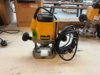 Dewalt dw 614 bovenfrees - afbeelding 1 van  2