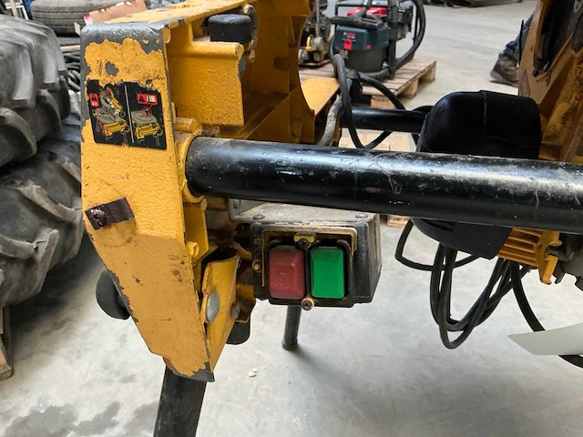 Dewalt dw 743 afkortcirkelzaagmachine - afbeelding 7 van  10