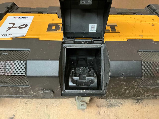 Dewalt dw st1-75659-qw radio - afbeelding 5 van  6