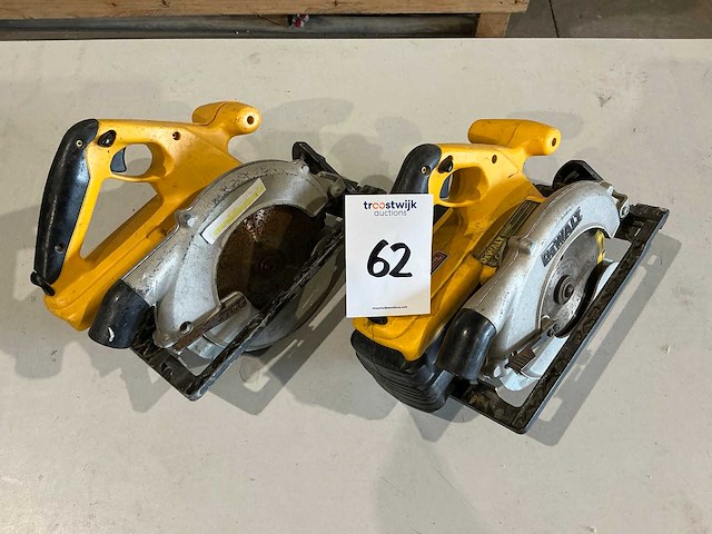 Dewalt dw007 accu cirkelzaag (2x) - afbeelding 1 van  5