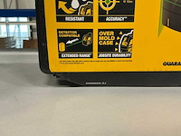 Dewalt dw088cg-xj self leveling cross line laser - afbeelding 2 van  3