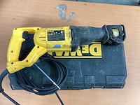 Dewalt dw304pk reciprozaag incl. koffer - 1100w - afbeelding 2 van  5