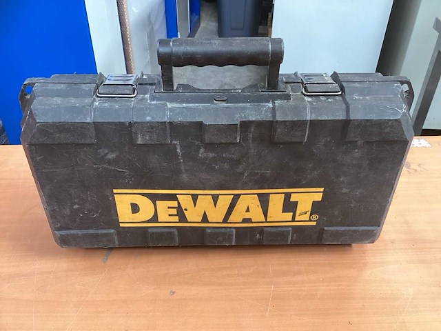 Dewalt dw304pk reciprozaag incl. koffer - 1100w - afbeelding 4 van  5
