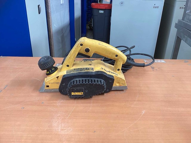 Dewalt dw680-qs schaafmachine - 82mm - 600w - afbeelding 6 van  6