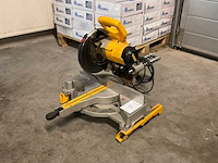 Dewalt dw712-qs radiaalafkortzaagmachine - afbeelding 1 van  5