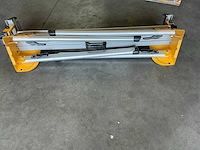 Dewalt dw717xp?-qs afkortzaag met onderstel - afbeelding 8 van  22