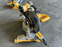Dewalt dw717xp?-qs afkortzaag met onderstel - afbeelding 17 van  22