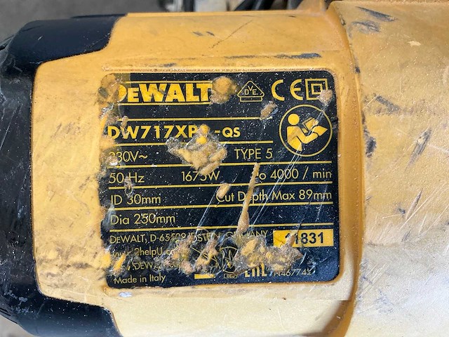 Dewalt dw717xp?-qs afkortzaag met onderstel - afbeelding 20 van  22