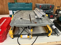 Dewalt dw743 flip-over zaagmachine - afbeelding 2 van  4