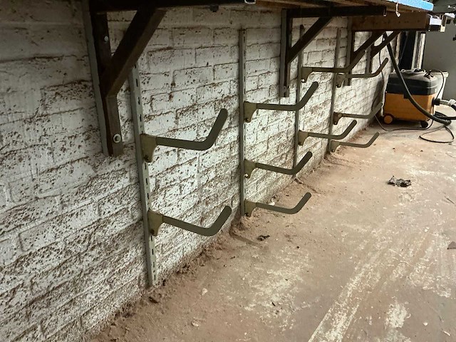 Dewalt dw771 afkortcirkelzaagmachine - afbeelding 2 van  4